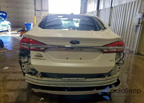 2018 Ford Fusion Se z USA, uszkodzony, nr VIN 3FA6P0H71JR106228